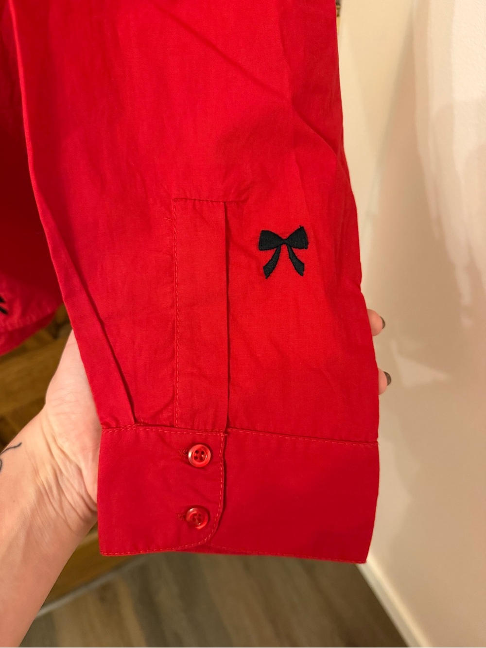 Anthropologie Maeve Red Button-Down Shirt with Black Bow Accents Small NWT - Picture 3 of 9
